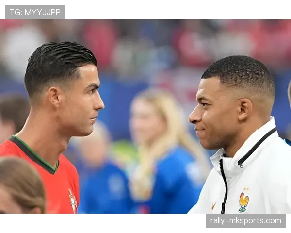 姆巴佩身披7号球衣延续C罗传奇,近期表现稳健备受期待 姆巴佩身披7号球衣延续C罗传奇,近期表现稳健备受期待