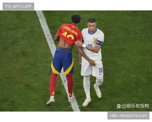 姆巴佩 vs 历史顶级边锋：是否已跻身历史级行列