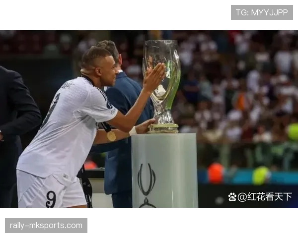 姆巴佩与哈兰德:终结模式分化,前者更倚重反击推进,后者集中于禁区单点爆破 姆巴佩与哈兰德:终结模式分化,前者更倚重反击推进,后者集中于禁区单点爆破