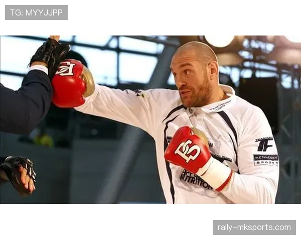 泰森·富里赛场上铁汉，下了场却爱摆弄花园，居然跟亿万富豪一样讲究？